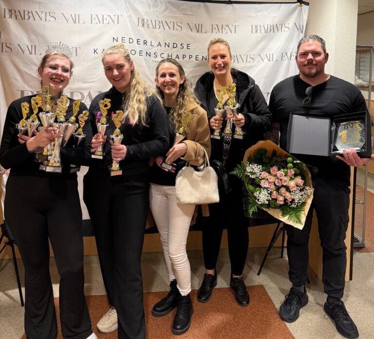 Uitreiking prijzen Team Dma